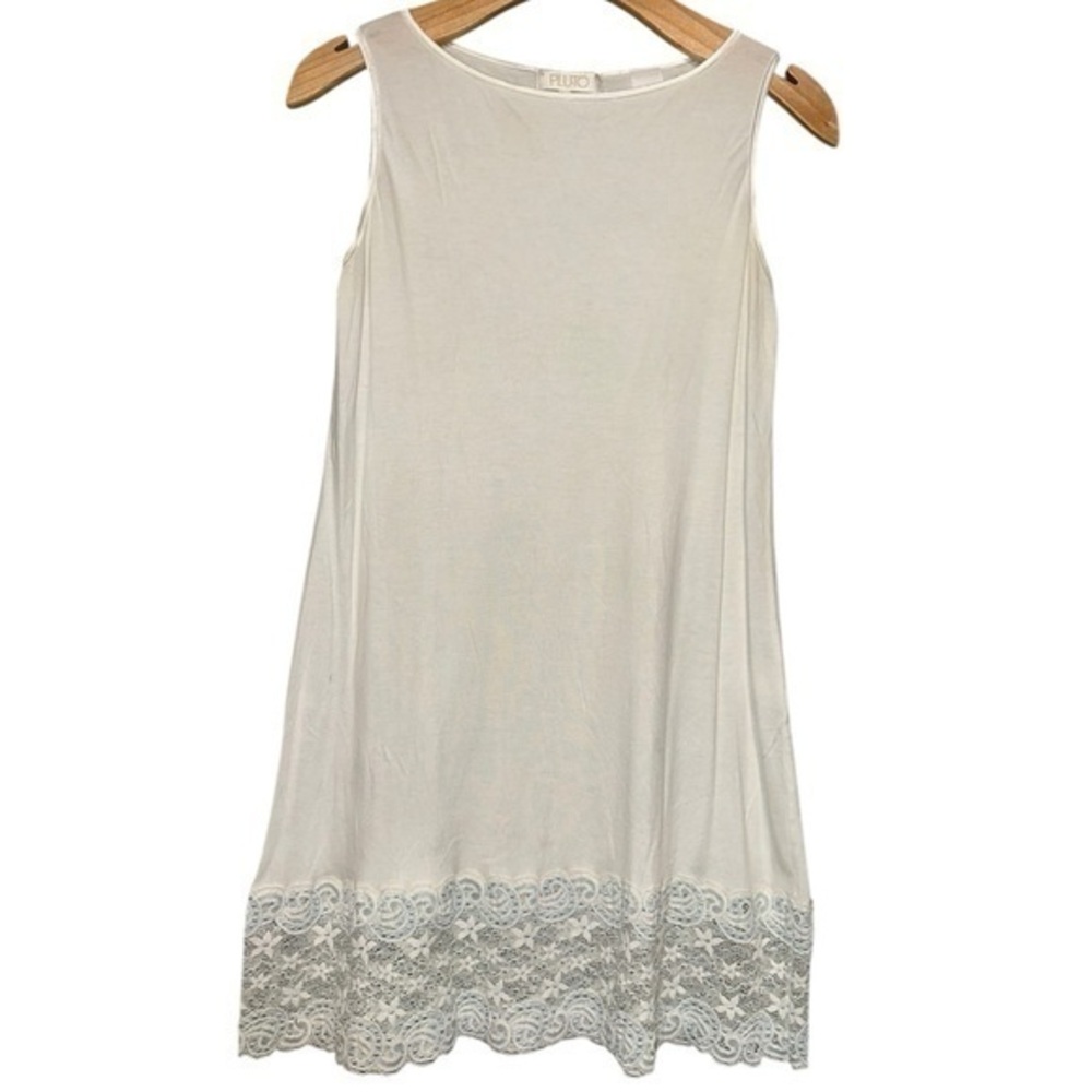 Pluto Women’s Size S White Sleeveless Lace Bottom Trim Tank Slip Chemise Nighty